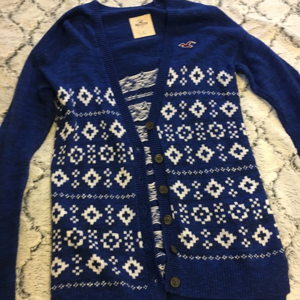 Hollister Cardigan. In good condition.